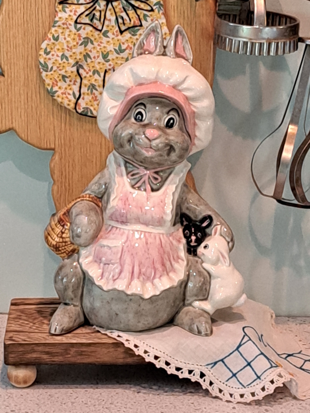 1983 Gray and Pink Ceramic Bunny Figurine - Decorative Holiday Accent